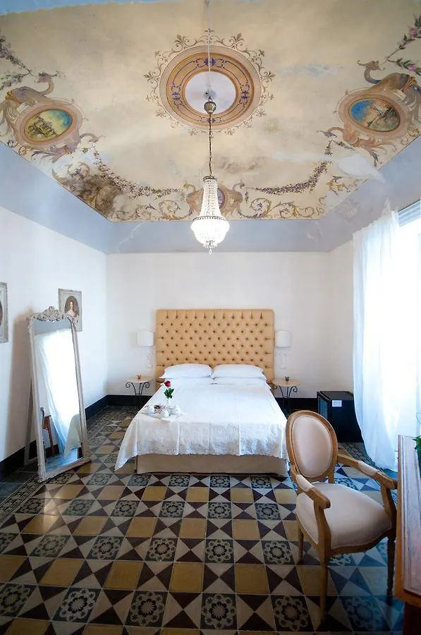 Sveva Rooms Noto Bed & Breakfast
